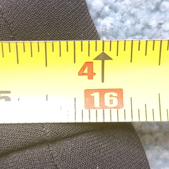 Kasper separates fitted flounce hem skirt Size 6 Color black - Picture 11 of 12